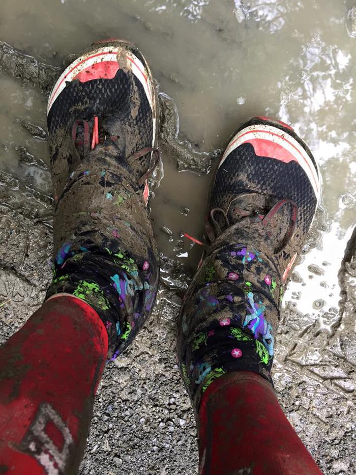 Muddy shoes Muddy shoes