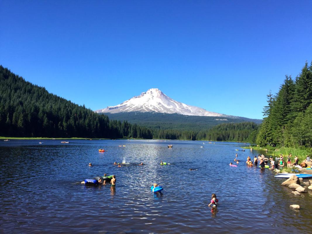 Trillium Lake was gorgeous